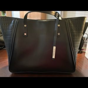 Vince Camuto tote style handbag